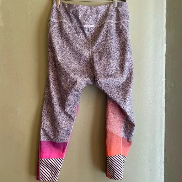 Peloton Leggings - Picture 7 of 9